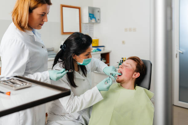 Best Pediatric Emergency Dentist in Cloverdale, CA